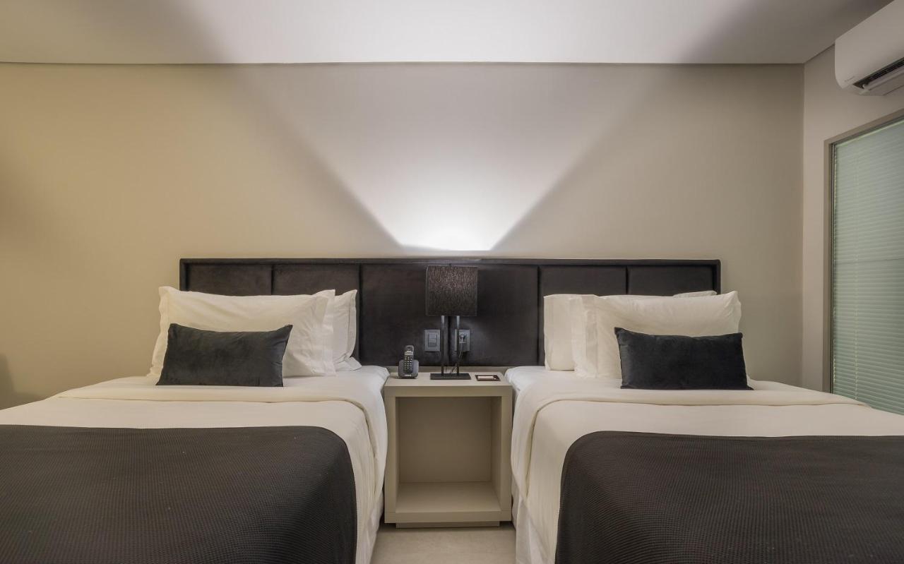 Quarto Deluxe com 2 Camas de Solteiro